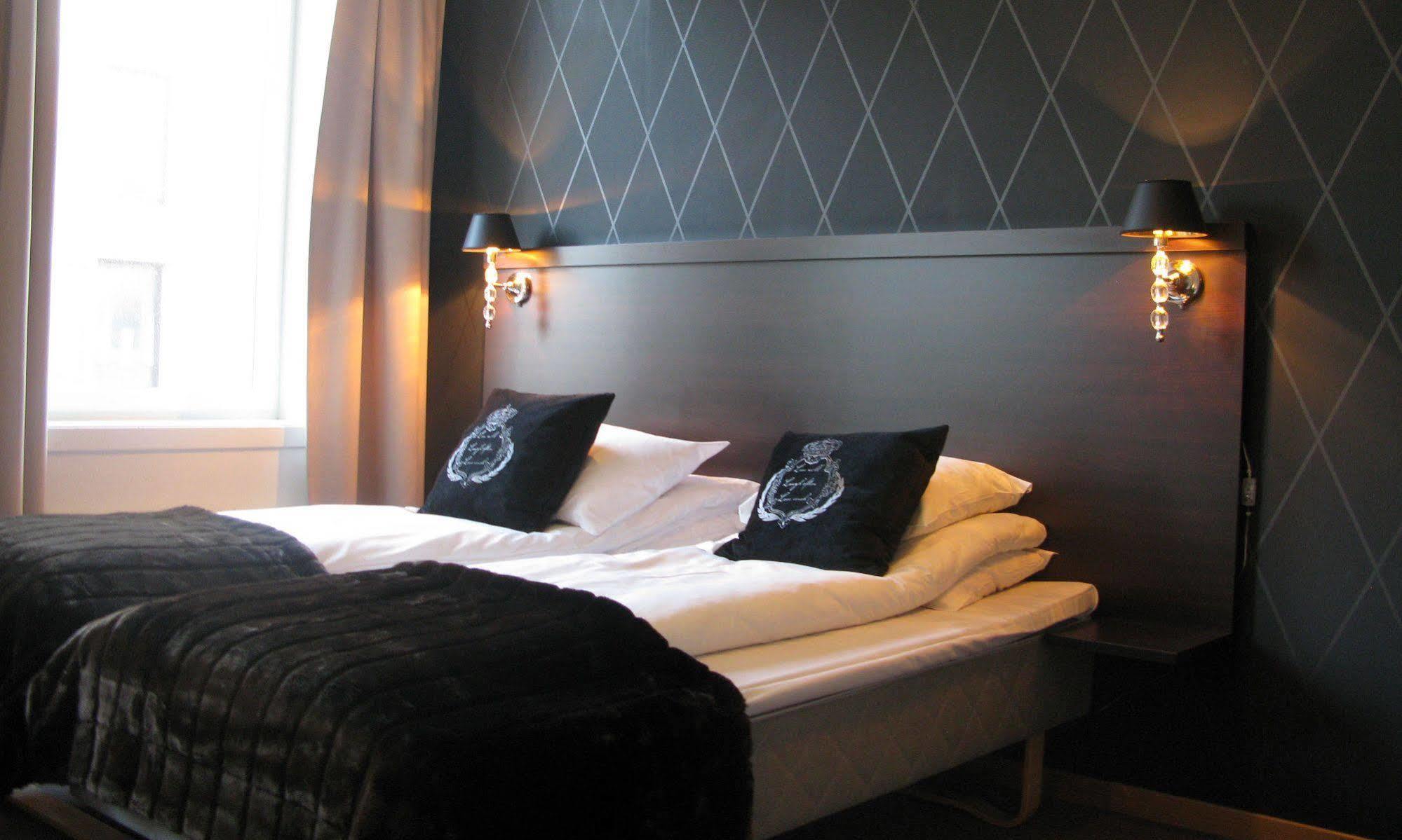 Hotel Thon Partner Parken 4*